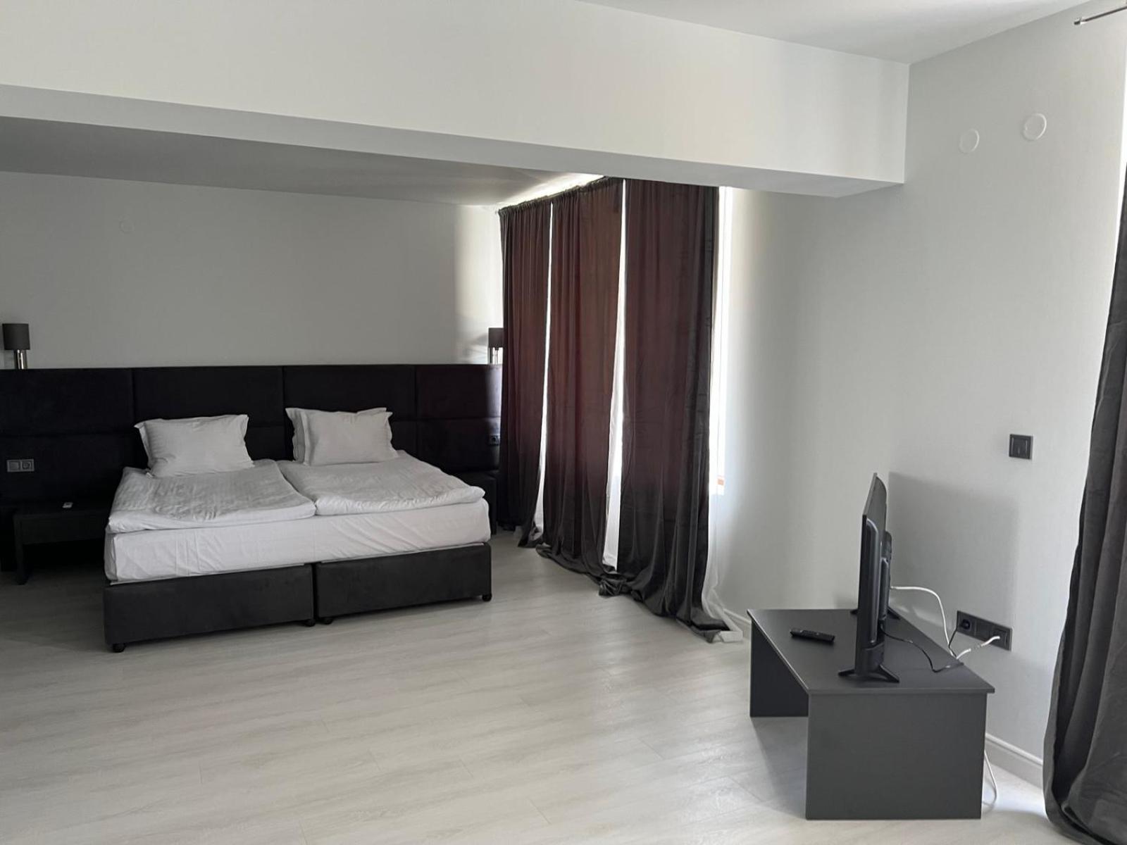 Continental Apartments Aranyhomok Kültér fotó